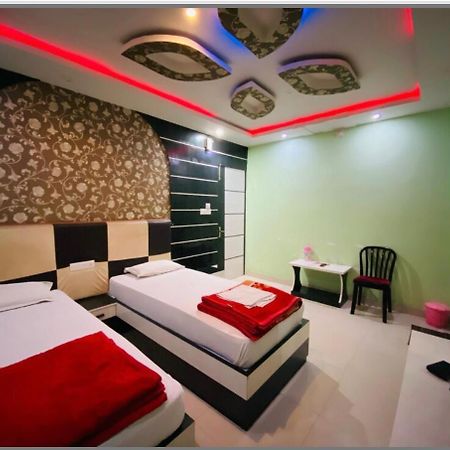 ホテル Basant Vihar International ガヤー エクステリア 写真