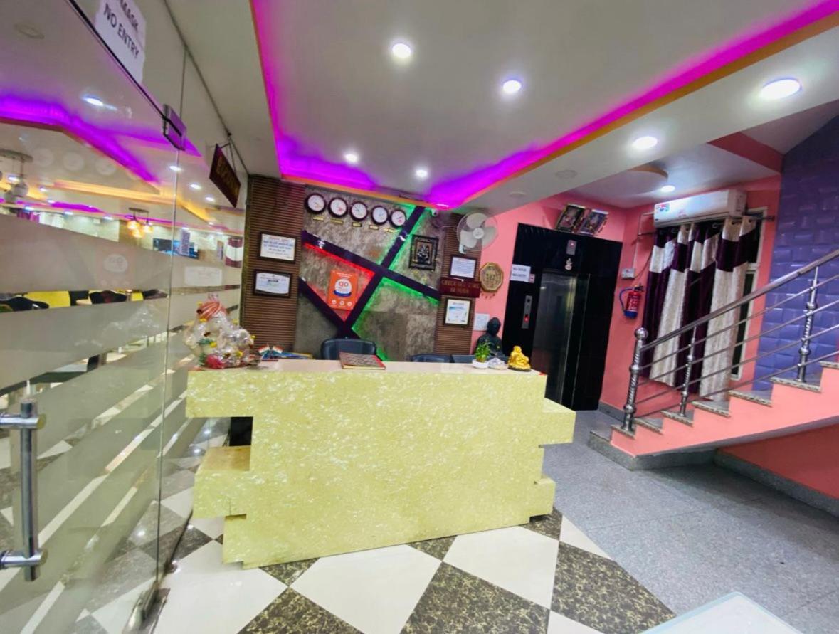 ホテル Basant Vihar International ガヤー エクステリア 写真